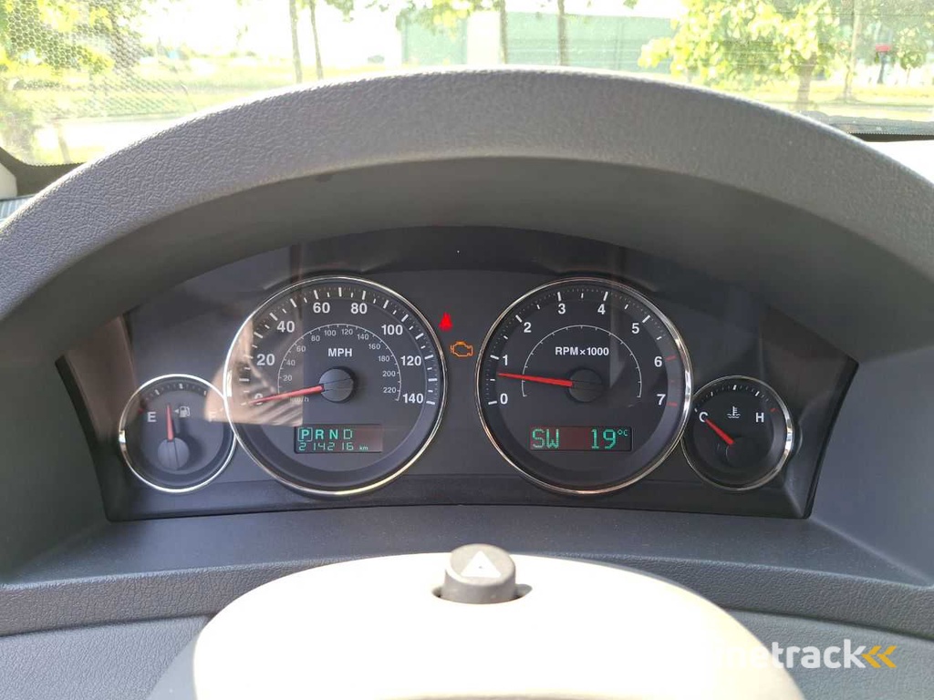 Jeep - Grand Cherokee - 4.7 V8 Laredo - PKW - 2006