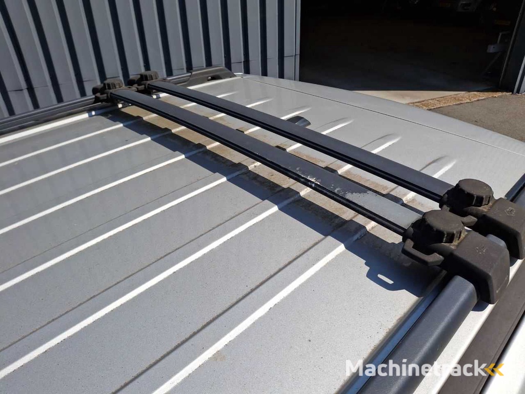 Jeep - Grand Cherokee - 4.7 V8 Laredo - PKW - 2006