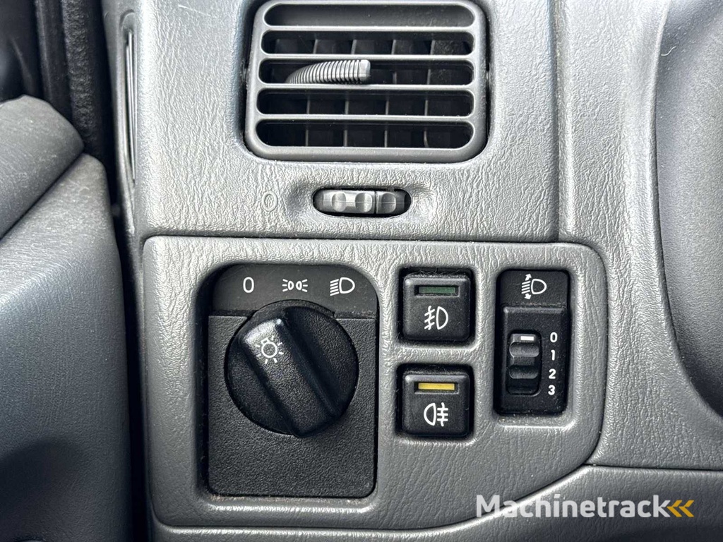 Opel Agila 1.0-12V Elegance 2001 | 27-HT-PK i