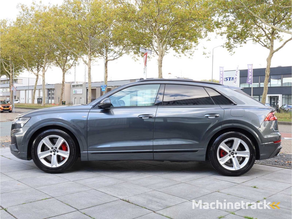 Audi Q8 55 TFSI e Quattro S-Line Automatik 380PS 2023