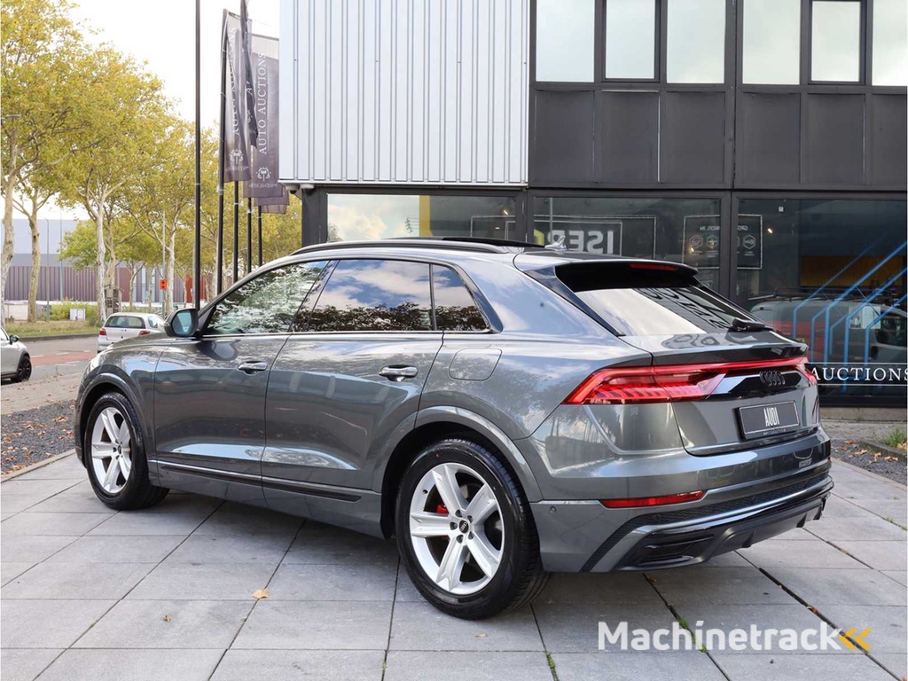 Audi Q8 55 TFSI e Quattro S-Line Automatik 380PS 2023