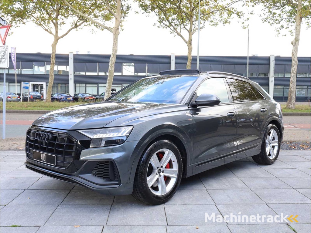 Audi Q8 55 TFSI e Quattro S-Line Automatik 380PS 2023