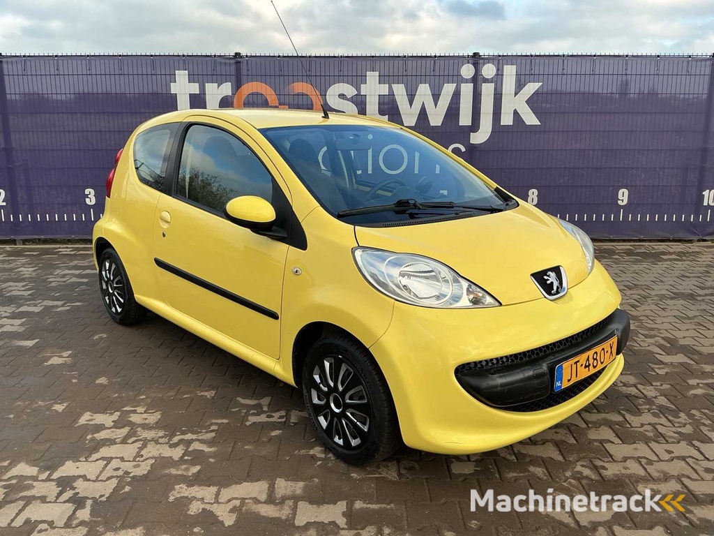 2005 - Peugeot - 107 - 1.0-12V XR - Personenauto
