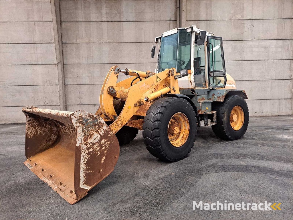 2002 Liebherr L514 Schaufel