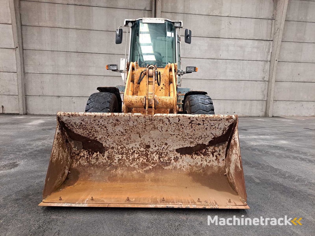 2002 Liebherr L514 Schaufel