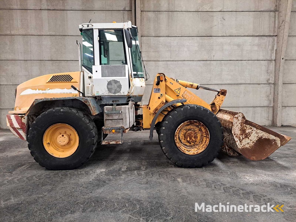 2002 Liebherr L514 Schaufel