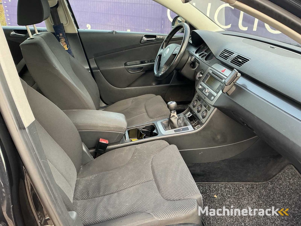 2007 - Volkswagen - Passat Variant - 2.0 FSI Comfortl.Bns - PKW