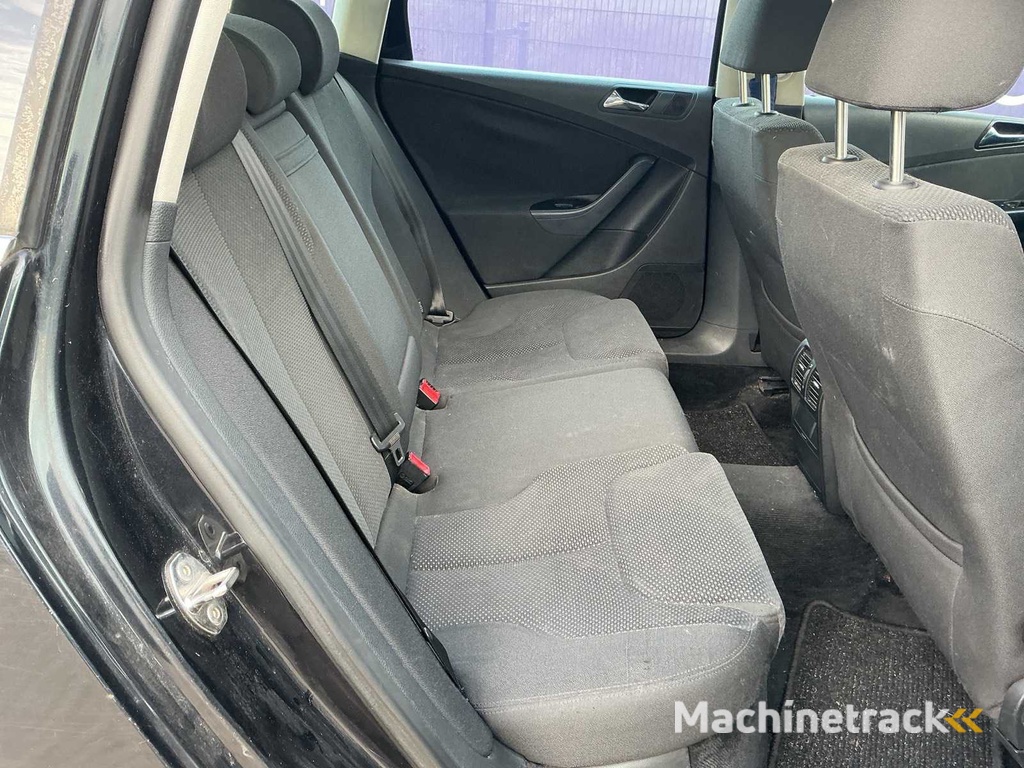 2007 - Volkswagen - Passat Variant - 2.0 FSI Comfortl.Bns - PKW