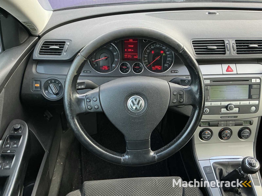 2007 - Volkswagen - Passat Variant - 2.0 FSI Comfortl.Bns - PKW