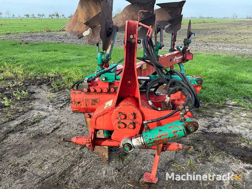 Kverneland LD 100-160-8 3-Schaars Plough
