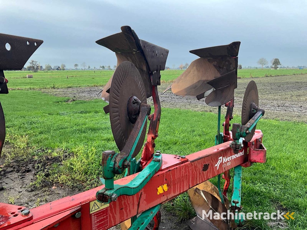 Kverneland LD 100-160-8 3-Schaars Plough