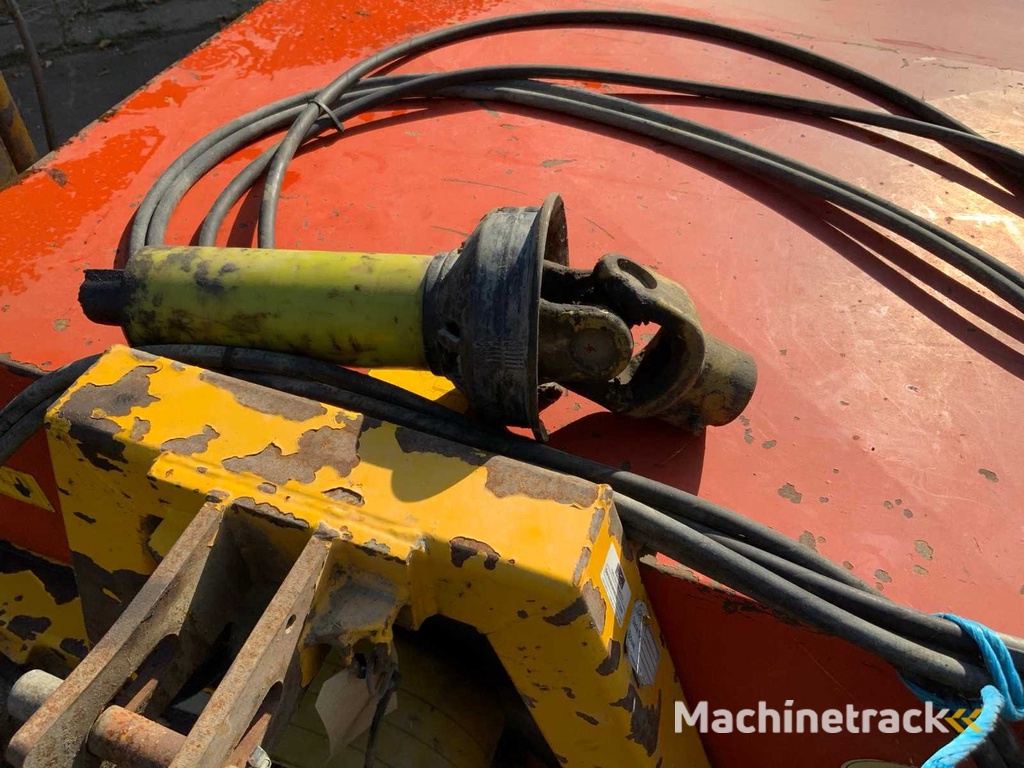 Samon - 2004 - LK150 - Haulm topper