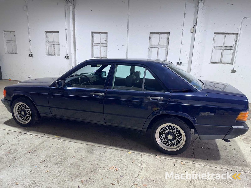 Mercedes-Benz - Baureihe 190 - 2.0 E AUTOMATIK - JJS-58-P