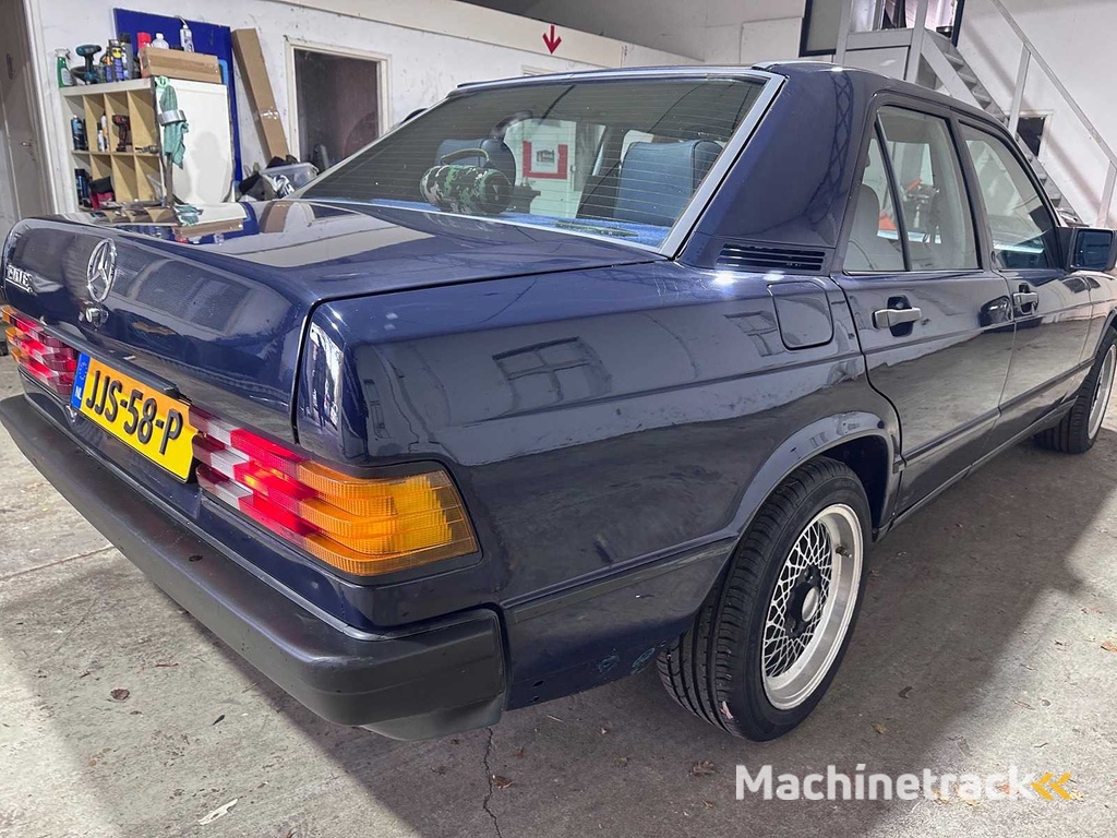 Mercedes-Benz - Baureihe 190 - 2.0 E AUTOMATIK - JJS-58-P