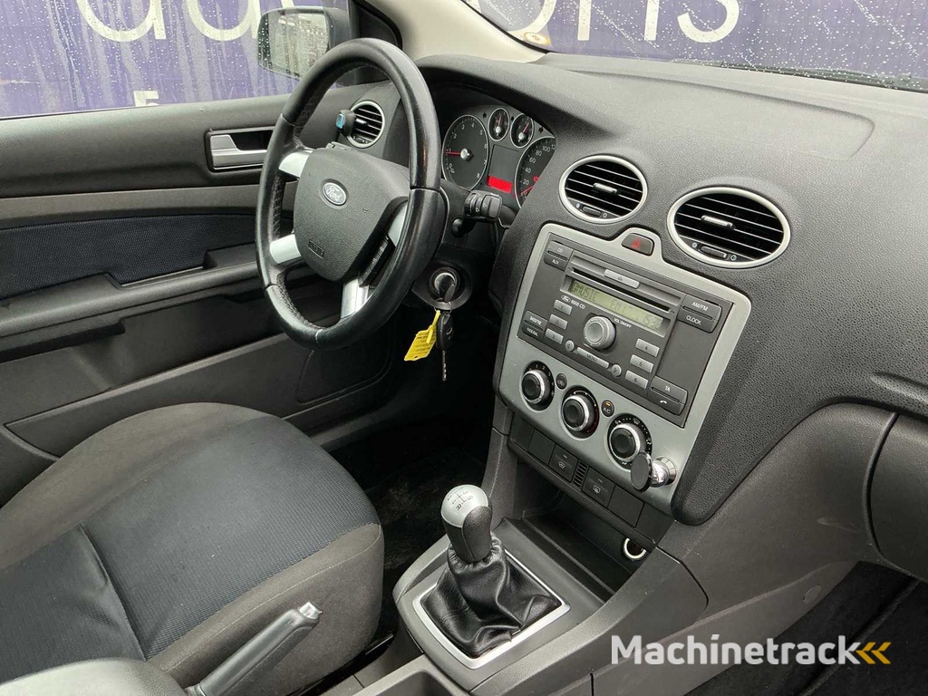 2007 - Ford - Focus - 1.6-16V Futura - PKW