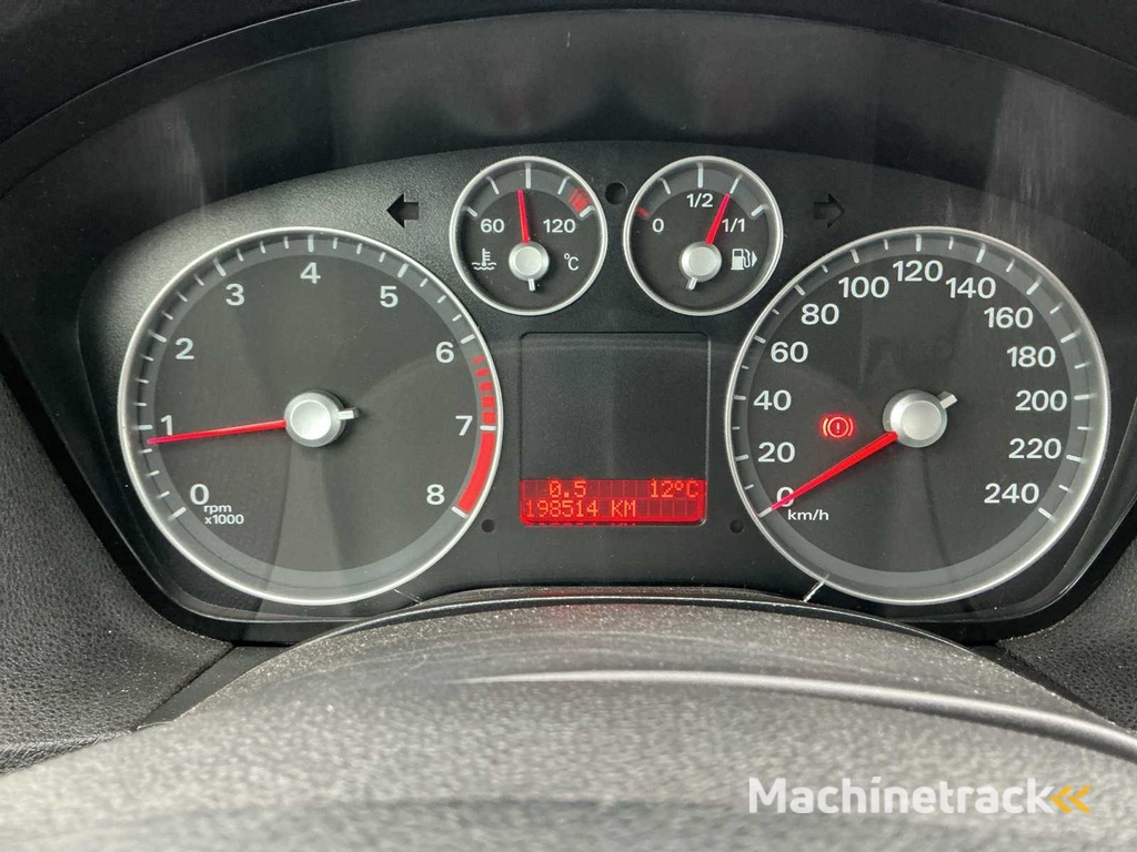 2007 - Ford - Focus - 1.6-16V Futura - PKW