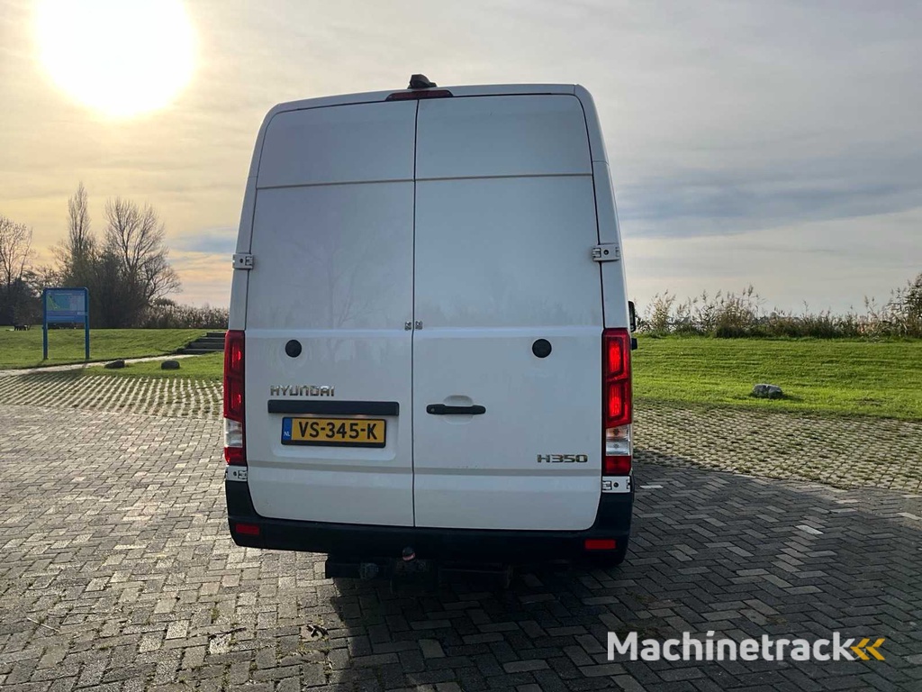 2015 Hyundai H350 Nutzfahrzeug