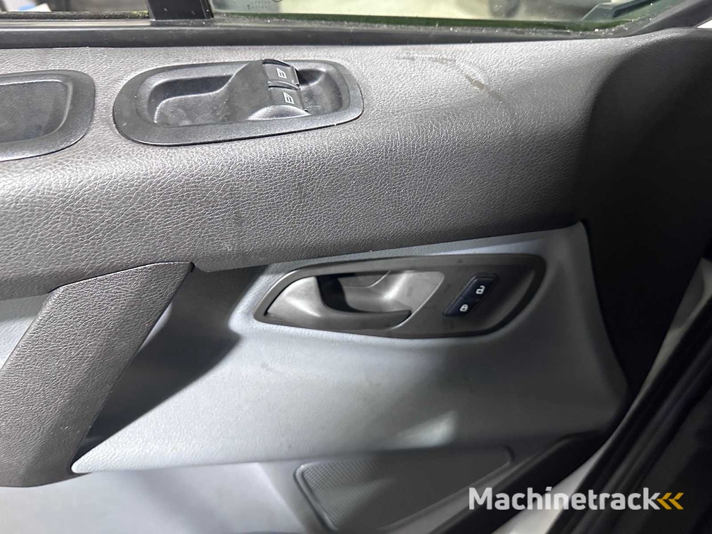 Ford - Transit - 310 2.0 TDCI L2H2 Tr - VFR-18-N