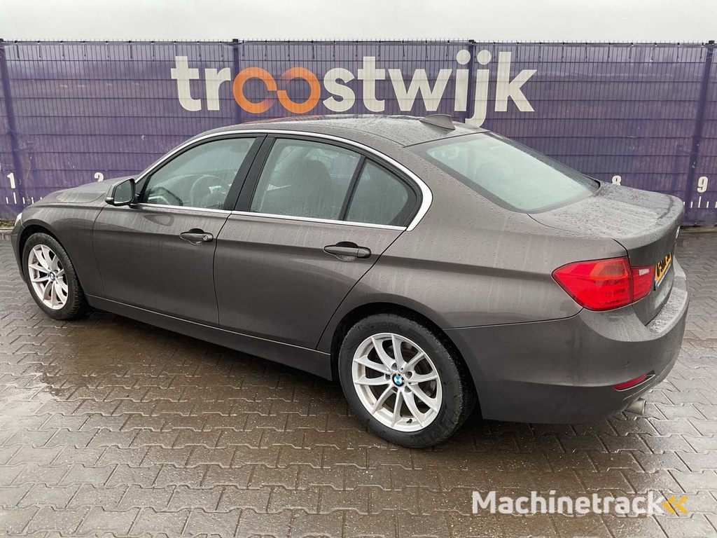 2013 - BMW - 3er - 316d Executive - PKW