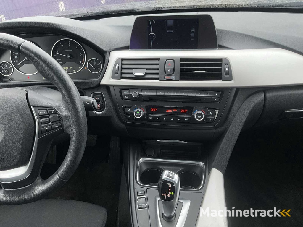 2013 - BMW - 3er - 316d Executive - PKW