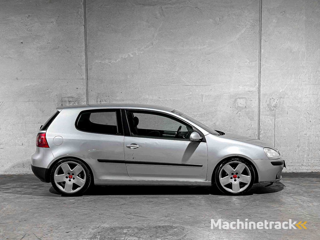 Volkswagen Golf 1.6 FSI Comfortline 116PS 2005, 01-PZ-RK