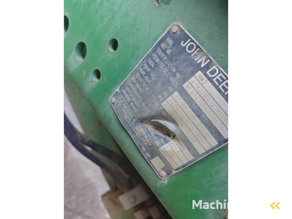 2009 - John Deere - 7430 MW2 CD44 - Tractor met 4-wielaandrijving