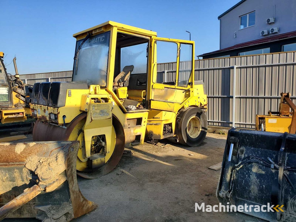 2003 - Bomag - BW 151 AC-2 - Bandenrol