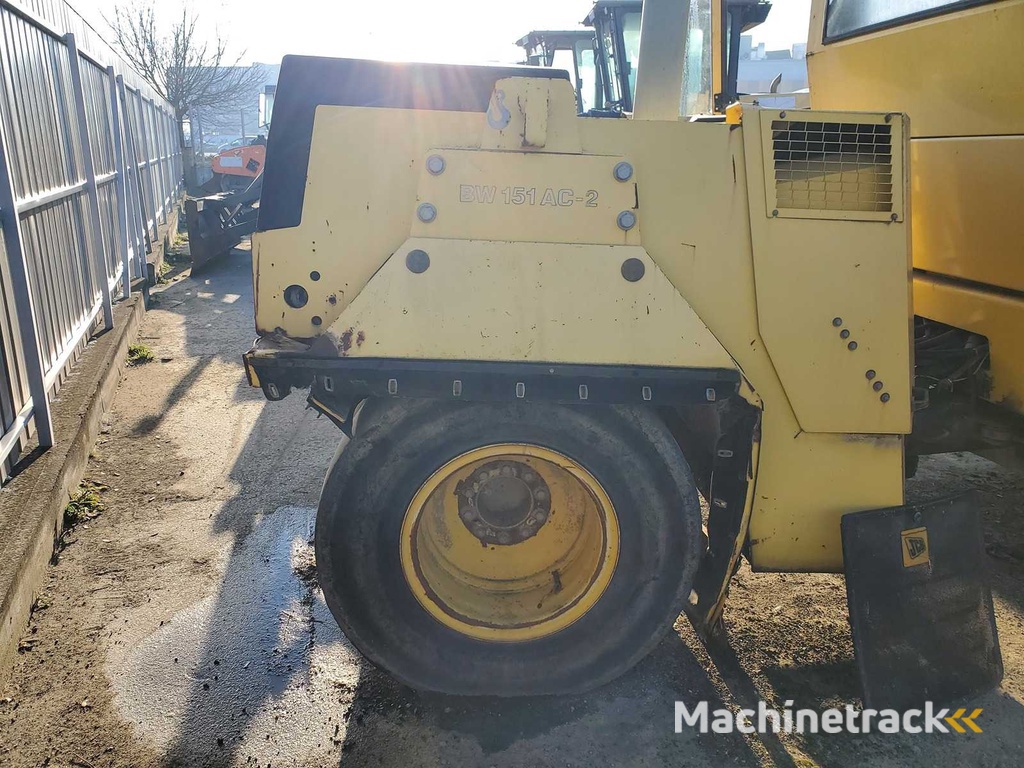 2003 - Bomag - BW 151 AC-2 - Bandenrol