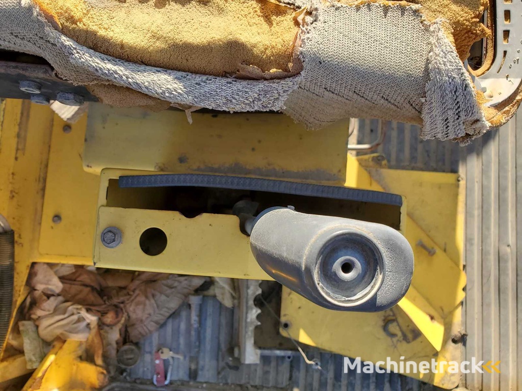 2003 - Bomag - BW 151 AC-2 - Bandenrol