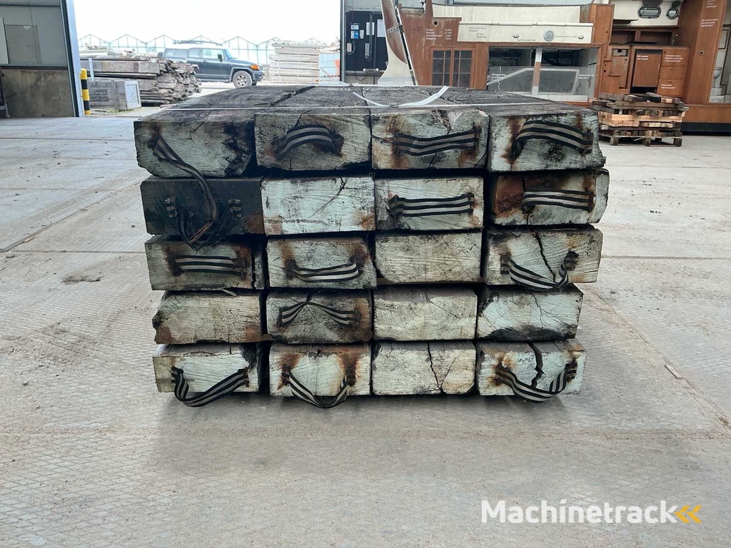 Partij Abachi hout 150x300x3000 Bouwhout