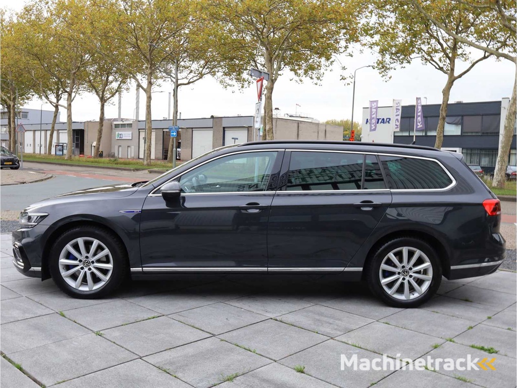 Volkswagen Passat Variant GTE 1.4 TSI PHEV 218HP Automatik 2021
