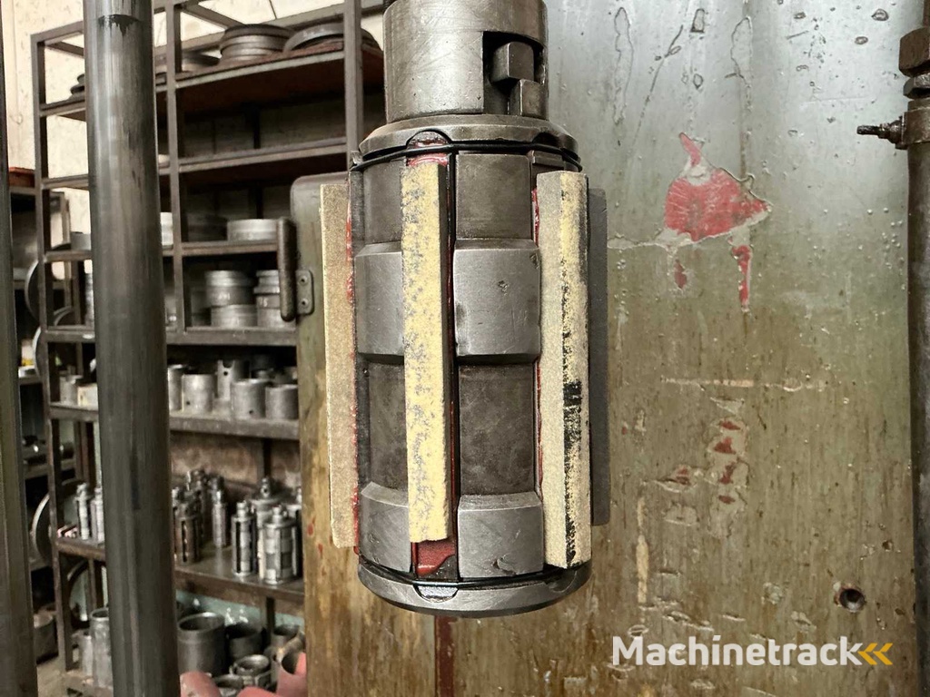 GEHRING 2 Z 1100 sph Schuurmachine voor binnen