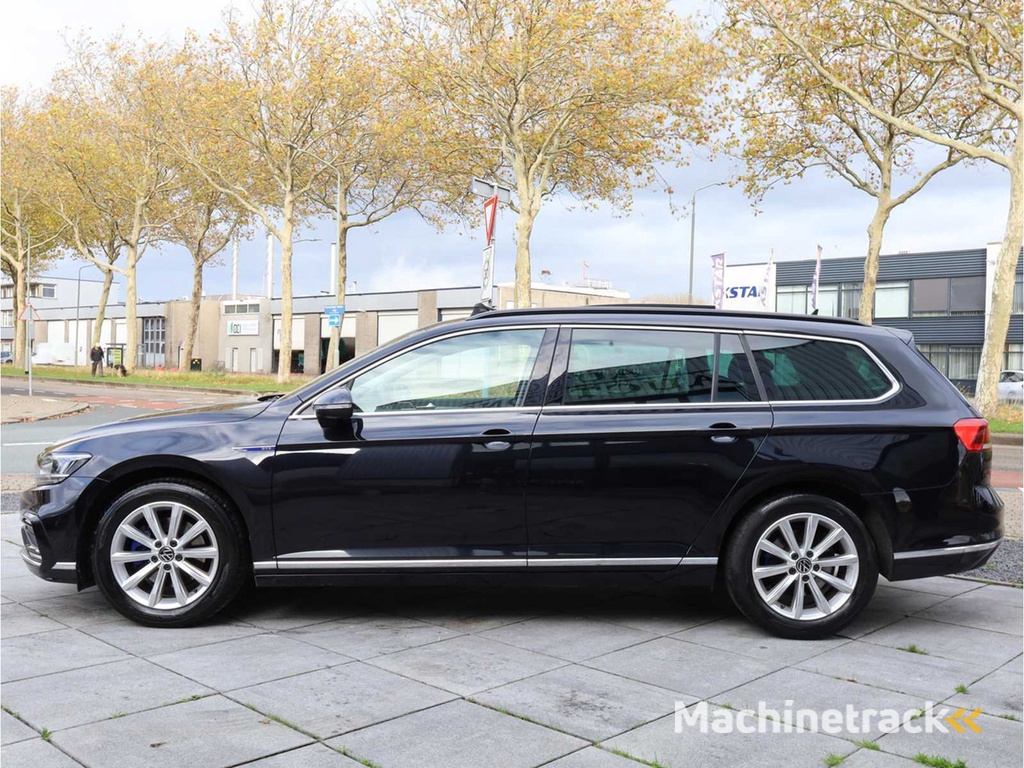 Volkswagen Passat Variant GTE 1.4 TSI PHEV 218HP Automatik