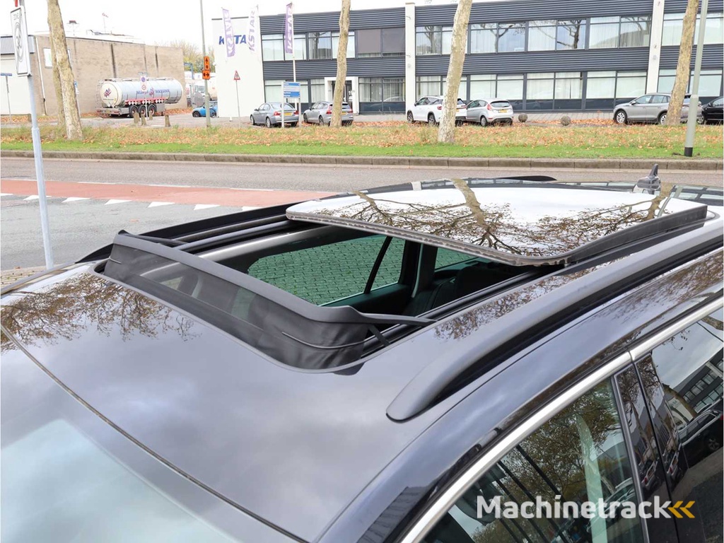 Volkswagen Passat Variant GTE 1.4 TSI PHEV 218HP Automatik