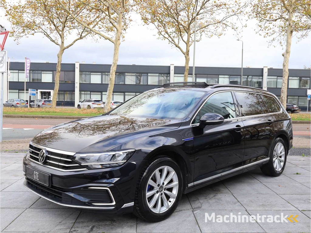 Volkswagen Passat Variant GTE 1.4 TSI PHEV 218HP Automatik