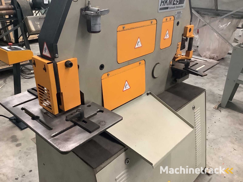 Sahinler - 2022 - Hkm 45 - Pons- en knipmachine