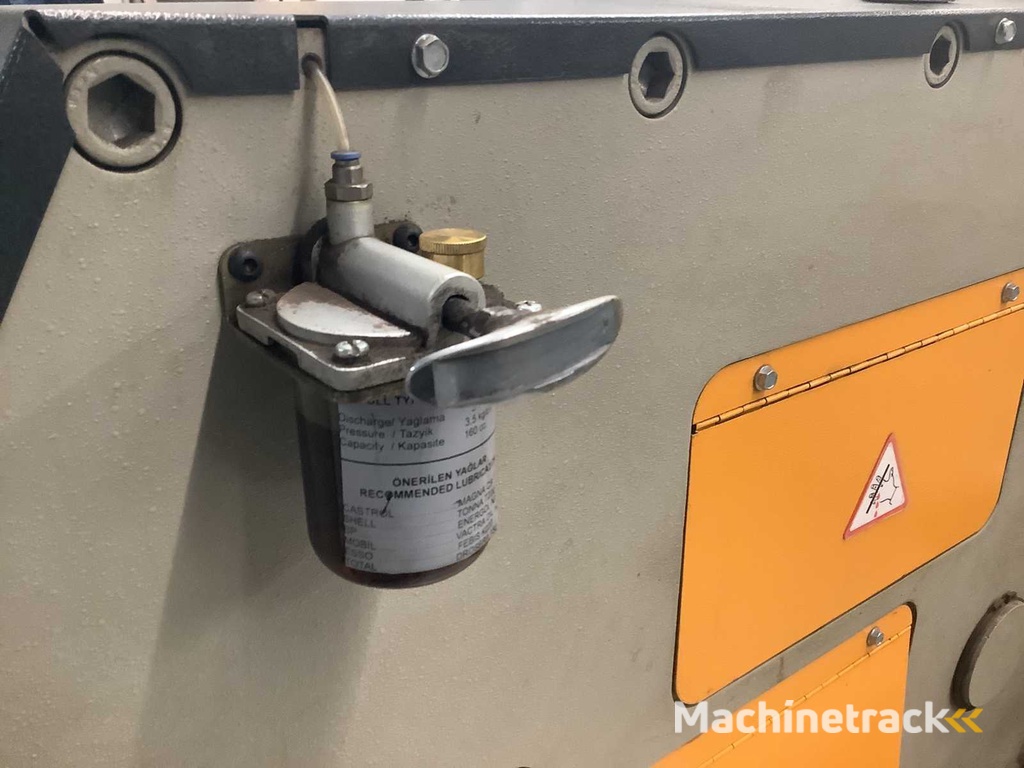 Sahinler - 2022 - Hkm 45 - Pons- en knipmachine