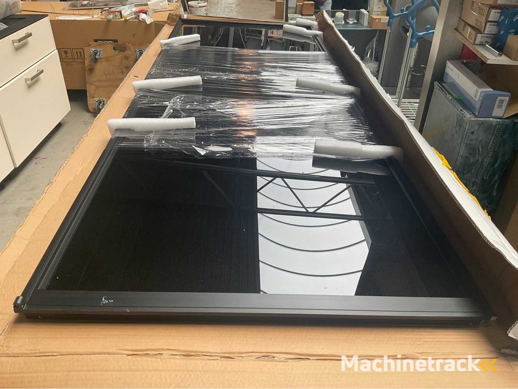 ALBED MILANO 1964 design deur met kozijn metaal glas