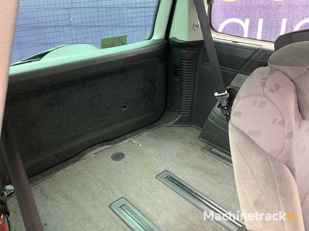 2005 - Peugeot - 807 - 2.0 SR Premium - Personenauto