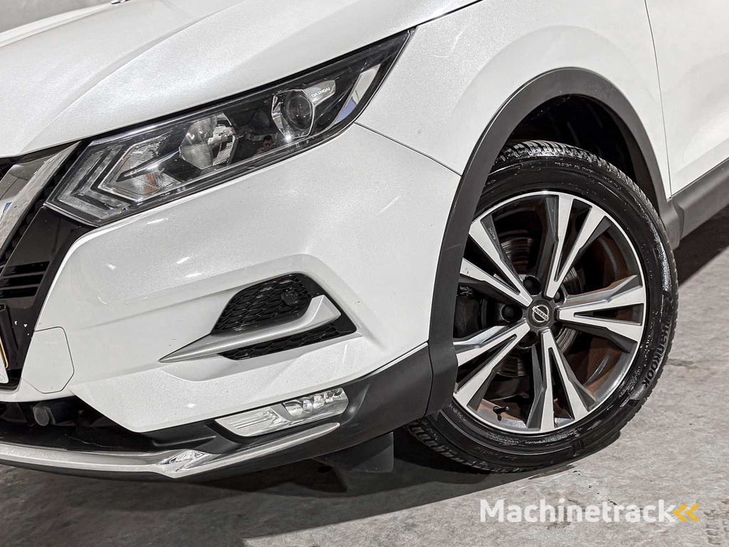 Nissan Qashqai 1.3 DIG-T N-Connect 140pk 2019, L-595-RB
