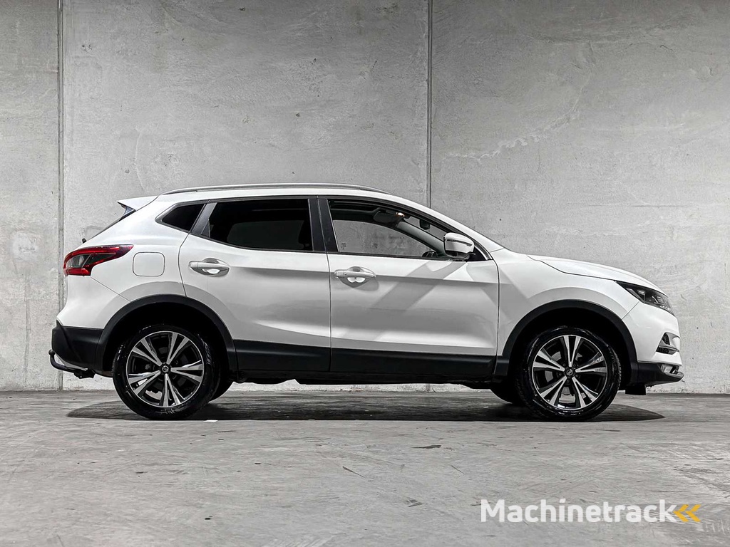 Nissan Qashqai 1.3 DIG-T N-Connect 140pk 2019, L-595-RB