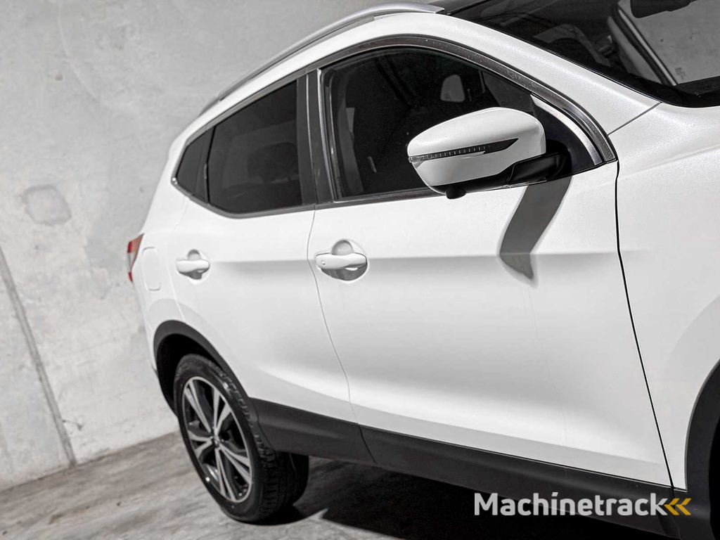 Nissan Qashqai 1.3 DIG-T N-Connect 140pk 2019, L-595-RB