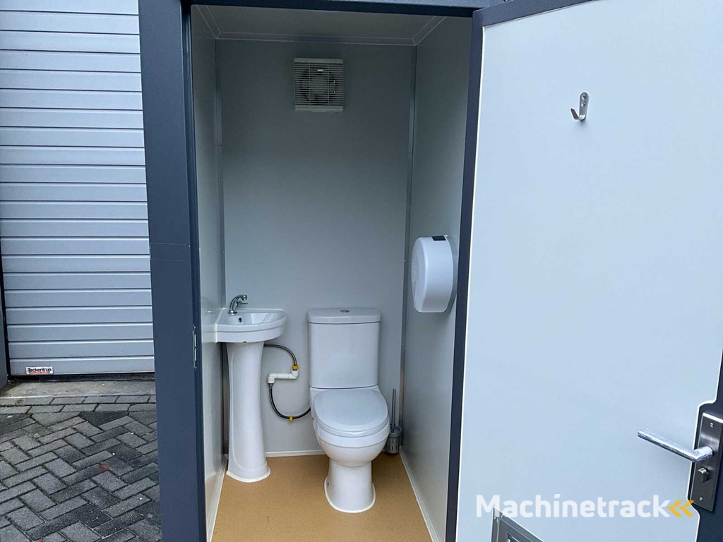 Greenland - 2025 - Single toilet - mobiele toilet