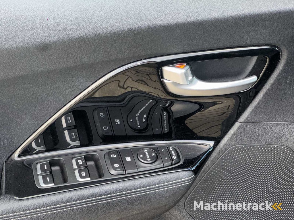 Kia Niro 1.6 GDi Hybrid Executive Line 2019 | G-749-BL