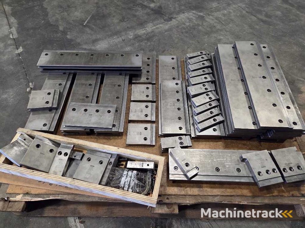 Trumpf - press brake - Various parts, tools and accessories