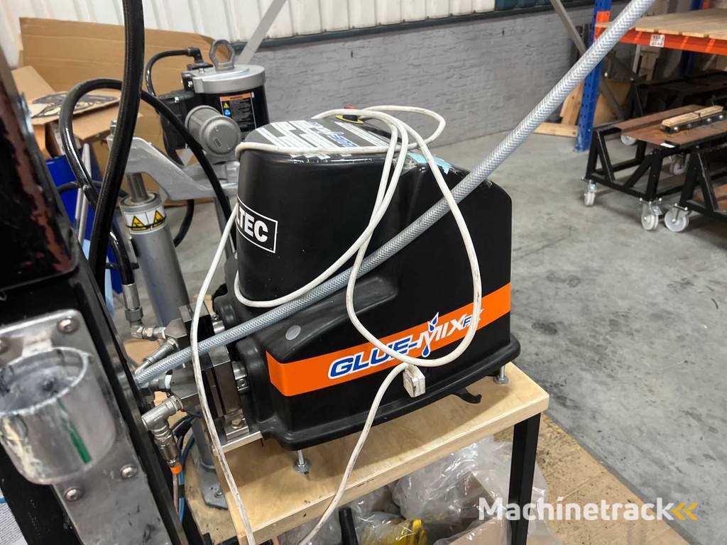 pneumatische vatpompinstallatie voor viskeuze vloeistoffen