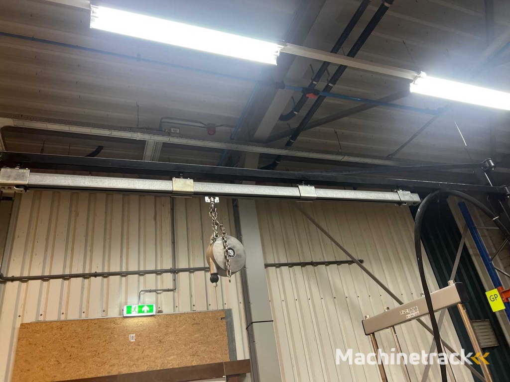 pneumatische vatpompinstallatie voor viskeuze vloeistoffen