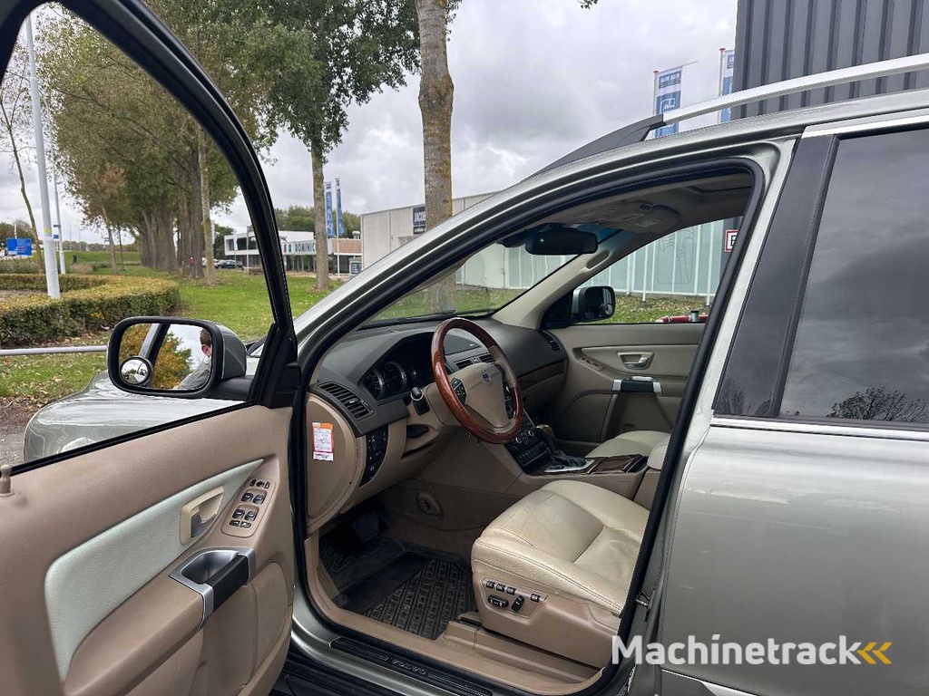 Volvo - XC90 - 4.4 V8 Executive Ed - Car - 2007