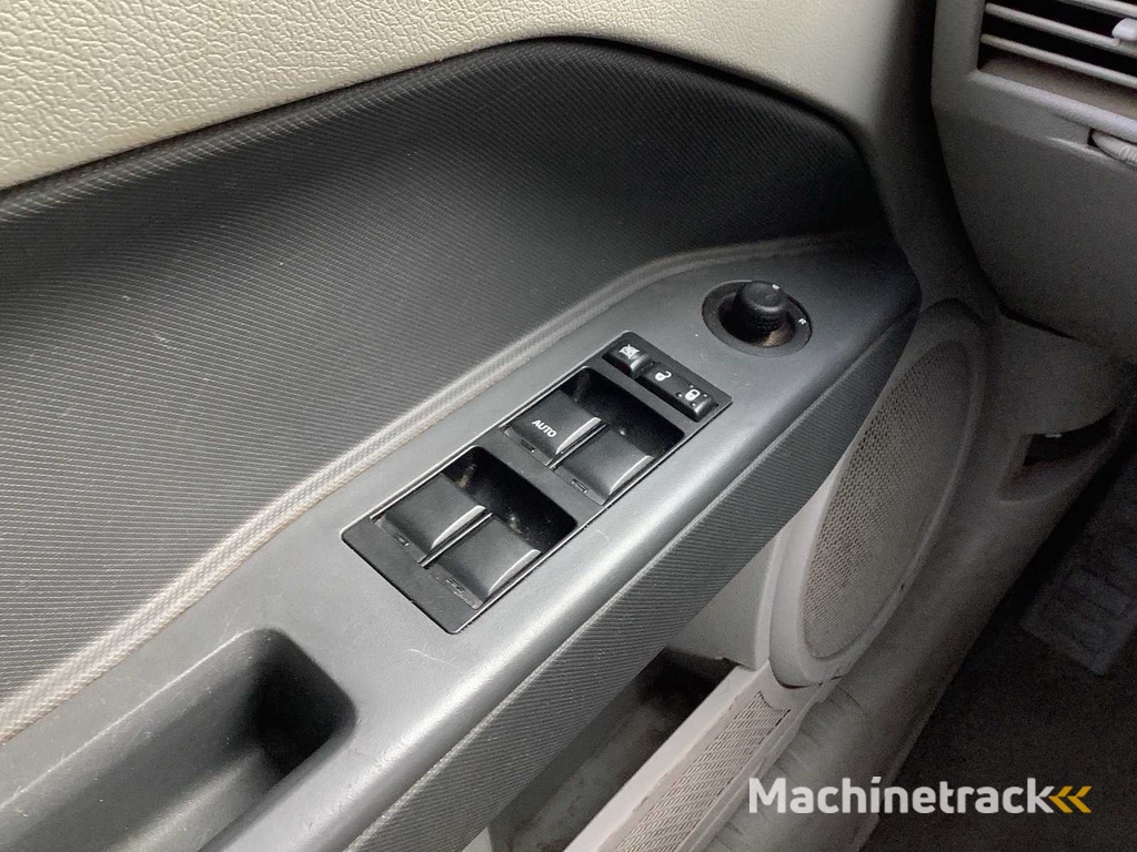 2007 - Dodge - Caliber - 2.0 CRD S - Personenauto