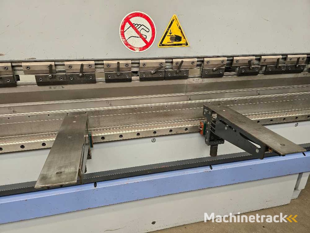 SMD - 2004 - PBH 160 3100 4C - CNC-kantbank